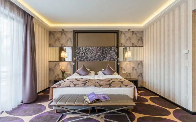 Victoria Garden Hotel