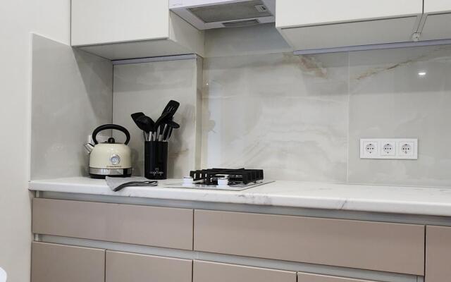 Comfort Apartment on Yelninskaya St., 15