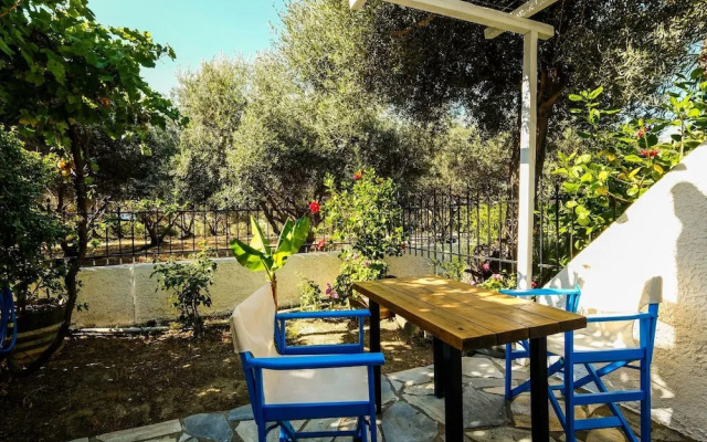 Welcoming Holiday Home With Balcony