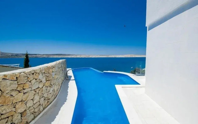 Luxury Apartments Madomi