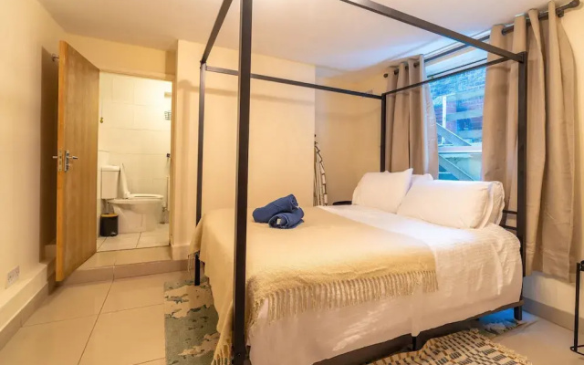 Private 1Bd Flat Near Gloucester Docks