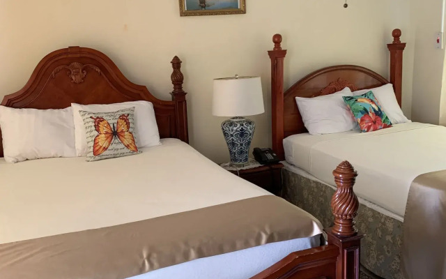Rayon Hotel