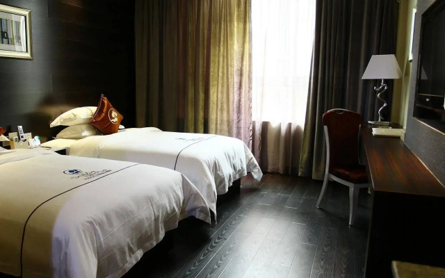 Shuiyue Nianhua Hotel
