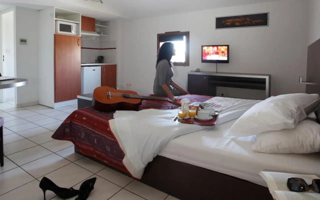 Res. La Barbacane, Carcassonne, Studio for 2 People