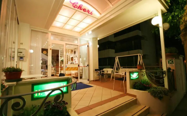 Hotel Cheri