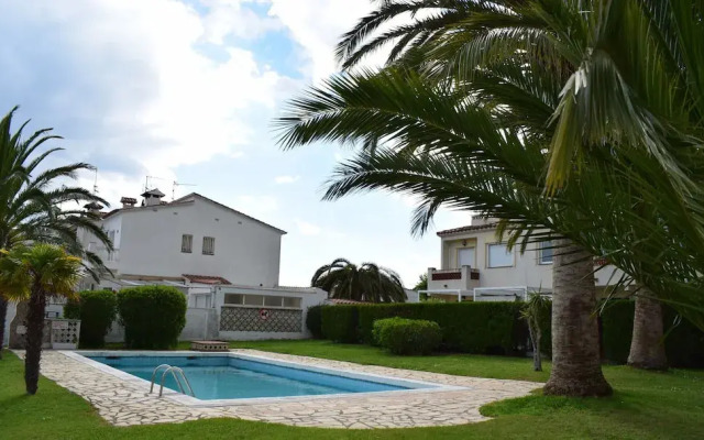297-apartamento,piscina,parking Privado