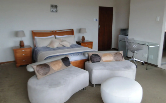 Bluewater Beach Accommodation