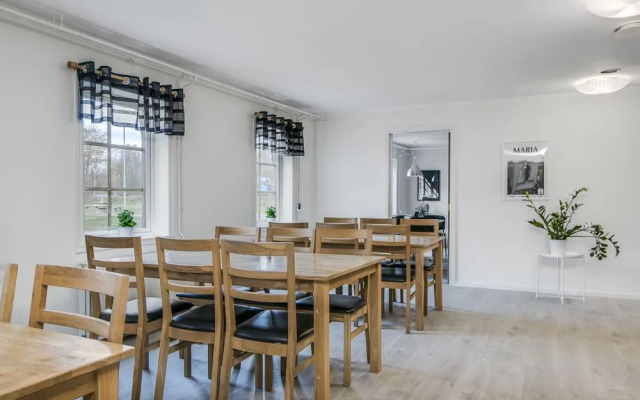 Tallbackens Gård & Vandrarhem - Hostel