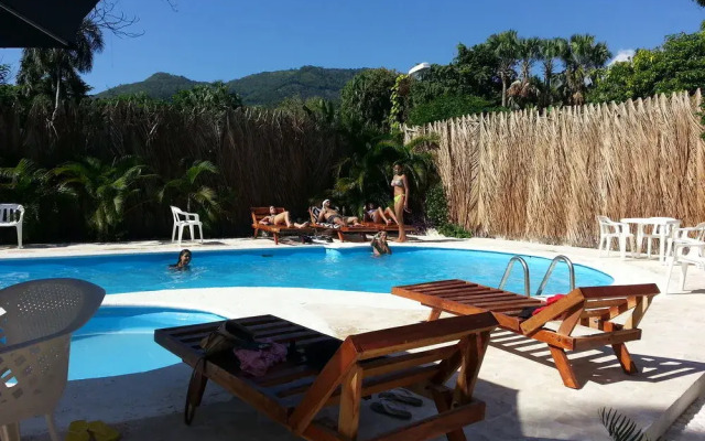 El Paraiso Perdido Beach Hotel