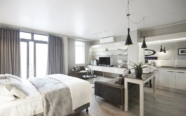 The Hyde All-Suite Hotel