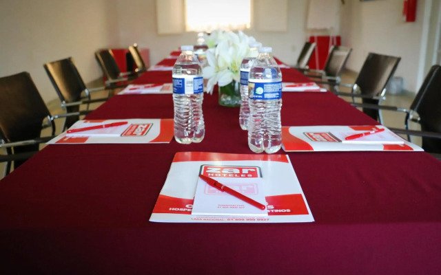 Zar Queretaro Hotel