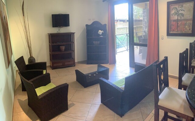 Beachfront Jaco Condos - Fully Equipped - 6 Pax
