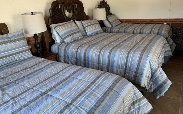 Hotel Villas Mahando