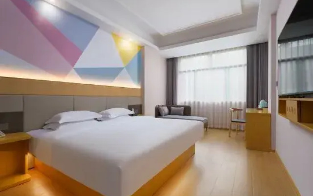Xibei Hotel (Yongkang West Station Baolong Square Pedestrian Street)