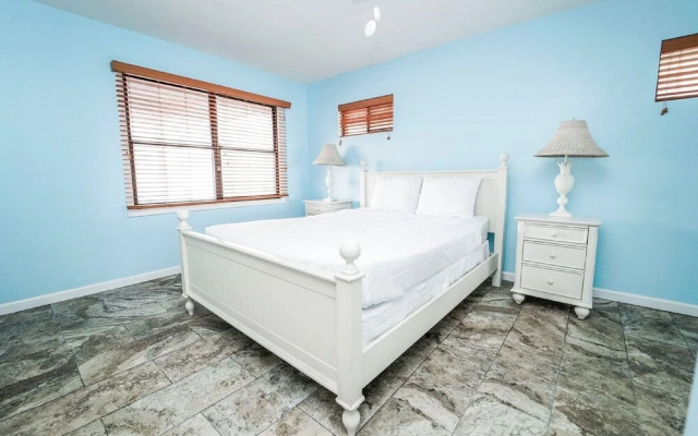 Beach House - Spyglass