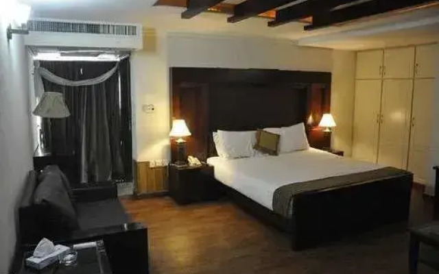 Heaven Hotel