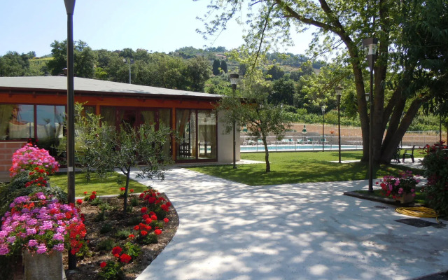 Catignano Hotel