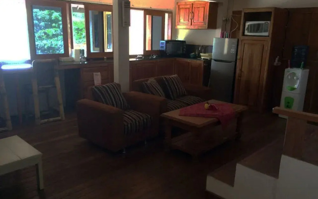 Lutwala Dive and Bungalows