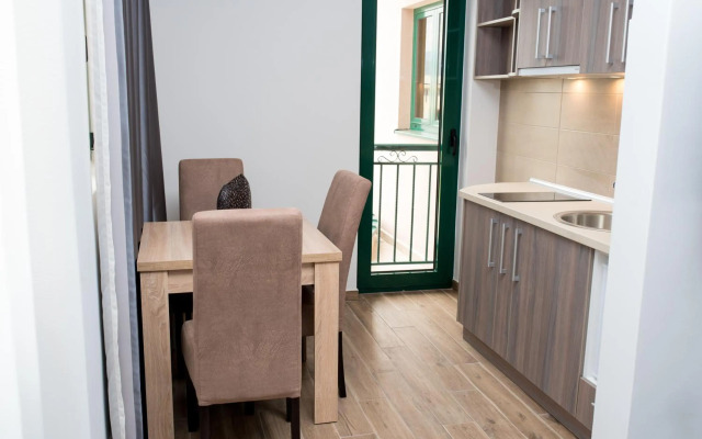 IPN APARTMENTs -MOTEL