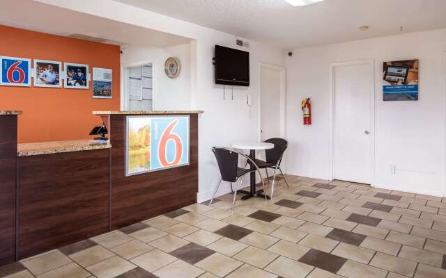 Motel 6 East Ridge, TN