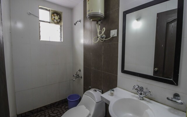 OYO 10725 Home 1BHK near Dil Chahta hai Fort