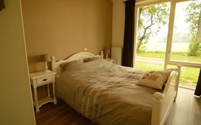 Rural Holiday Home With a Lovely Sunny Terrace