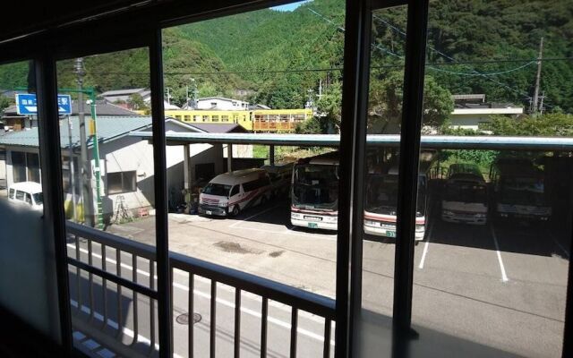 Ekimae House SAMARU - Hostel