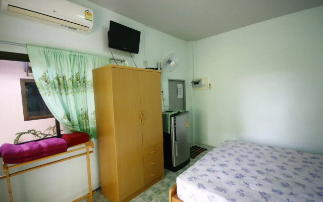 Chaiwat Resort