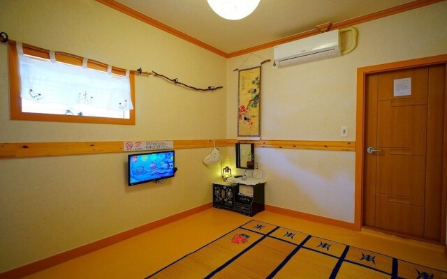 Norijam Hanok Traditional House One