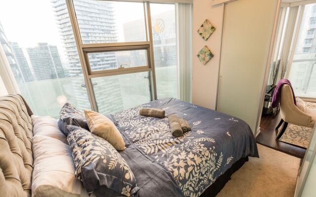 AOC Suites - Luxury Condo - City View