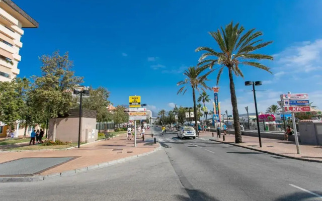 4 bedroom apartment close by beach in Fuengirola