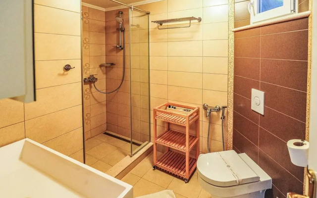 Amazing Home in Korcula With Wifi and 3 Bedrooms