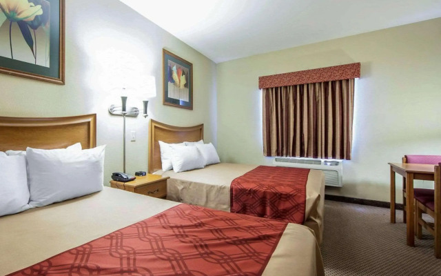 Econo Lodge Inn & Suites Rockmart