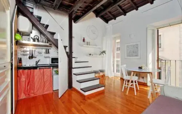Rent in Rome Trevi Fountain Suite