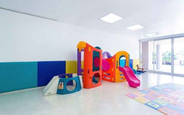 Baan Sansaran Beachfront Condominium