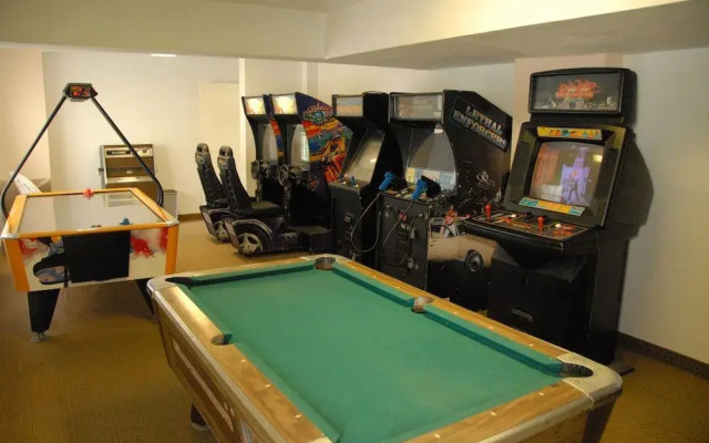 Bristol Plaza Resort Motel