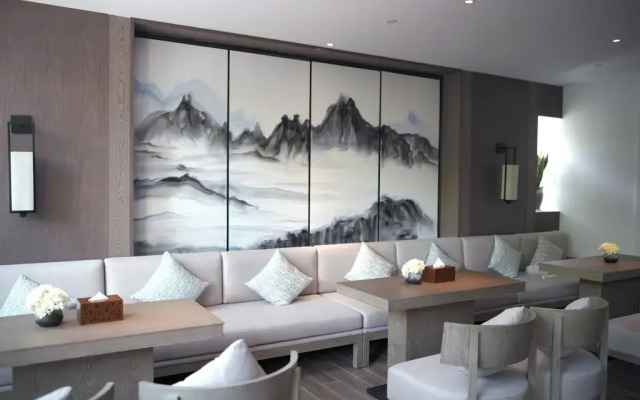 AII Life Serviced Residence