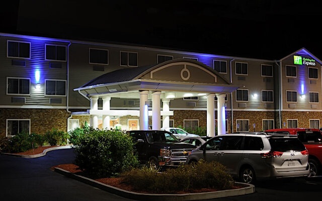 Comfort Inn And Suites Ludlow