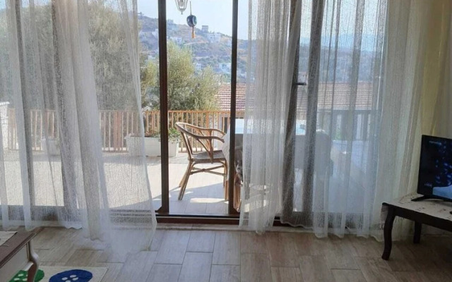 Sunset Dreamers, Captivating 1-bed Apartment