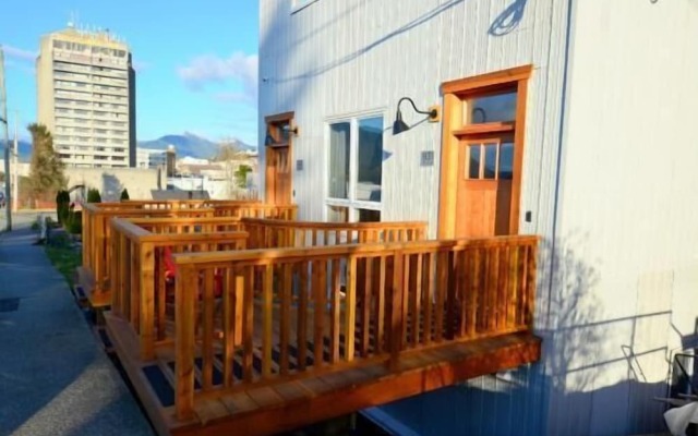 First Avenue Executive Suites