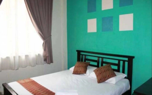 Borneo Backpackers – Guest Rooms – Kota Kinabalu