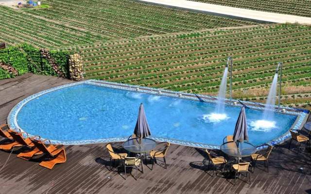 Chi Meng Rou Holiday Villa