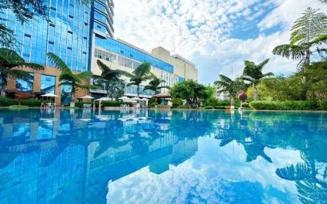 Hongshanhu Hot Spring Holiday Hotel