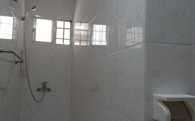 Lawa House - Hostel