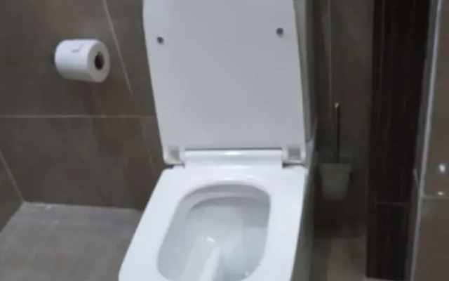 No. 1 Hotel