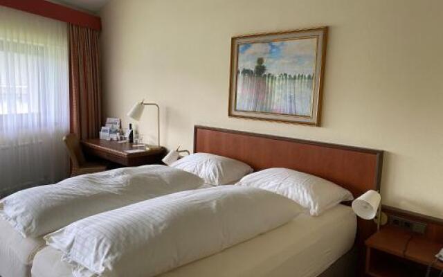 Landzeit Restaurant Angath