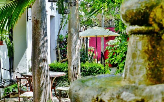 Hotel Rosa Morada