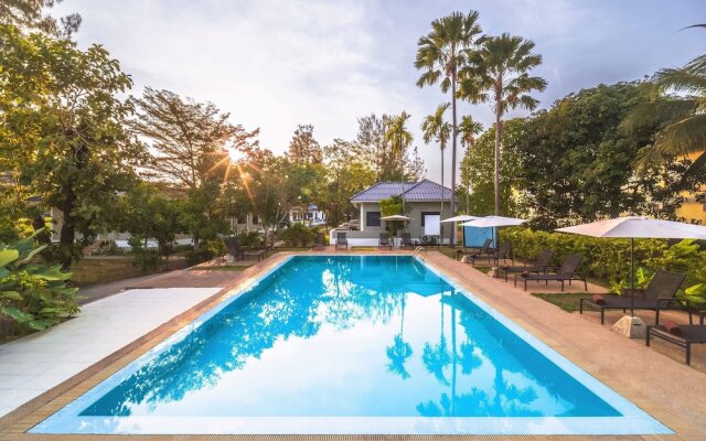 Isara Nai Yang Resort