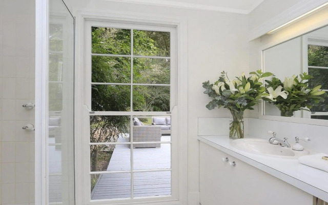 Que Sera - carefree stay near Gibraltar Resort