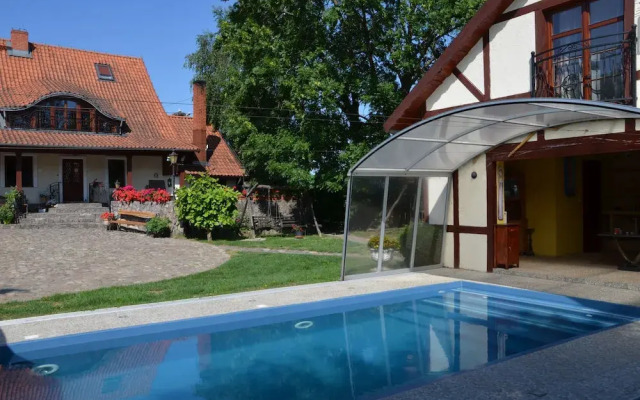 Dworek Mazurski Lizer